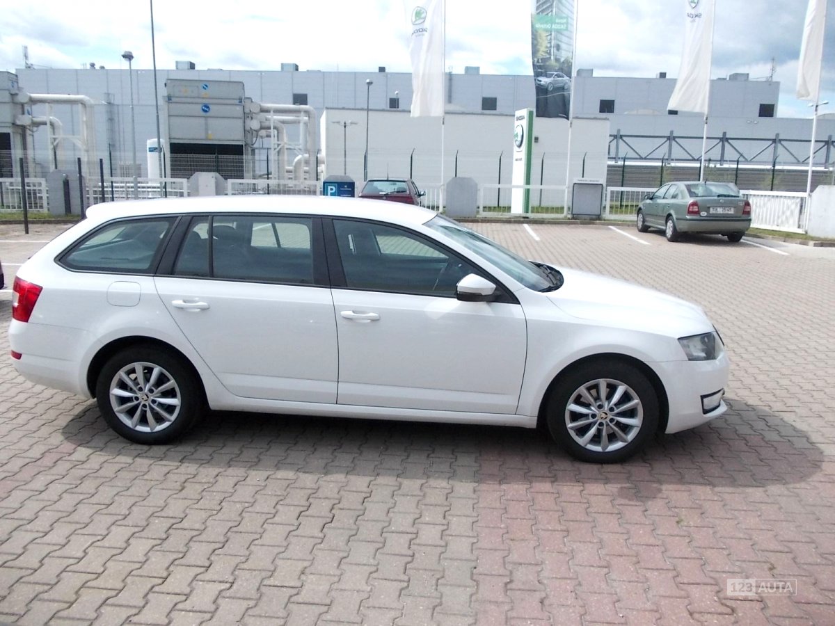 Škoda Octavia, 2013 - pohled č. 8