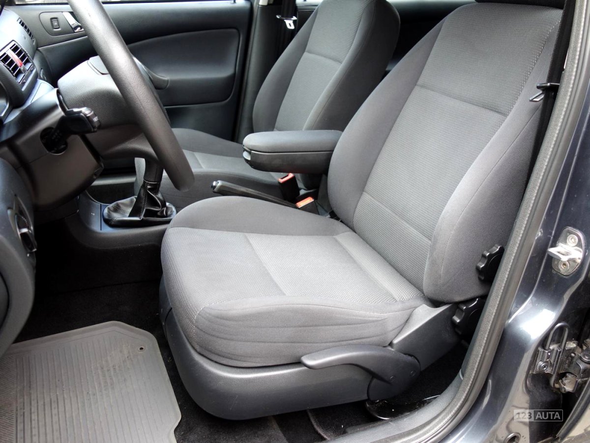 Škoda Octavia, 2009 - pohled č. 14