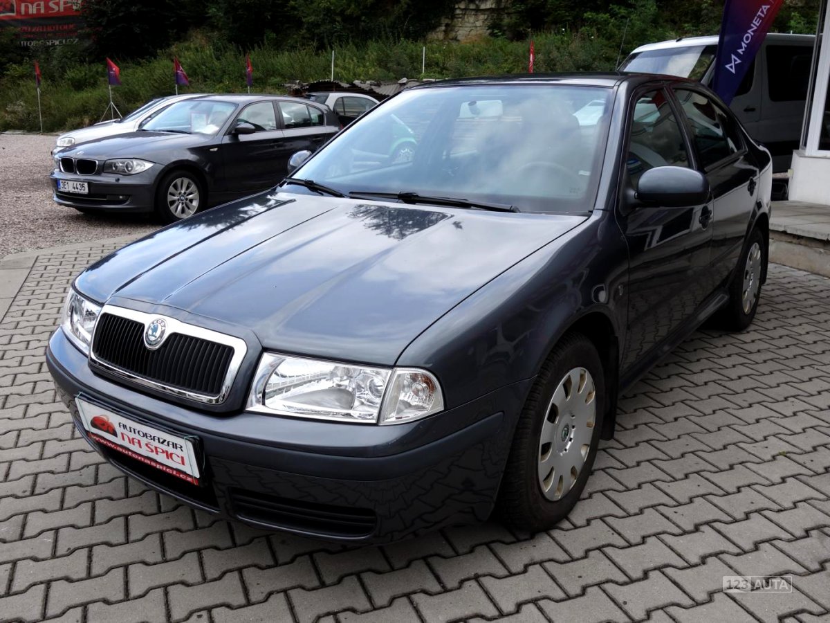 Škoda Octavia, 2009 - pohled č. 4