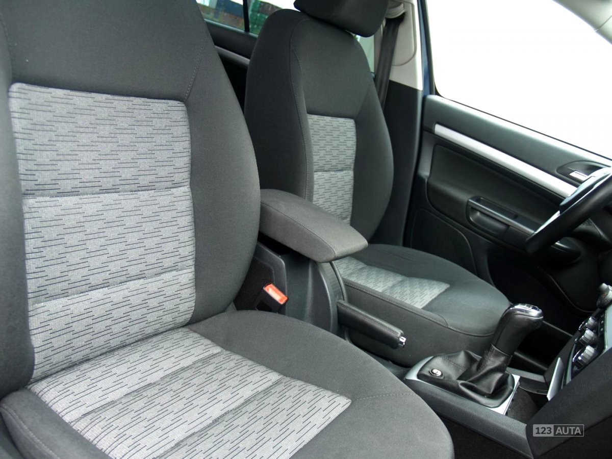 Škoda Octavia, 2011 - pohled č. 13