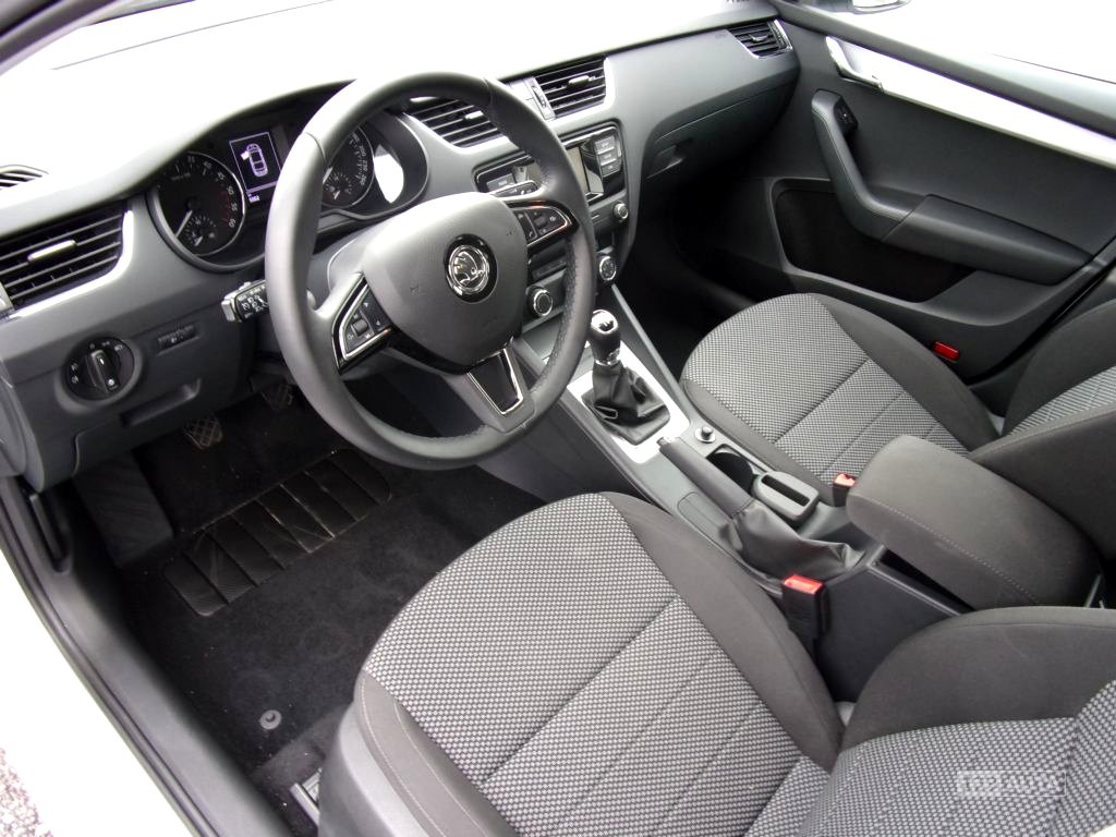 Škoda Octavia, 2016 - pohled č. 6