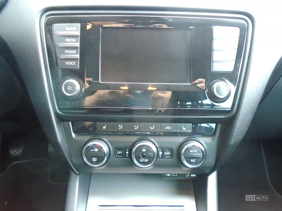 Škoda Octavia, 2013 - pohled č. 11