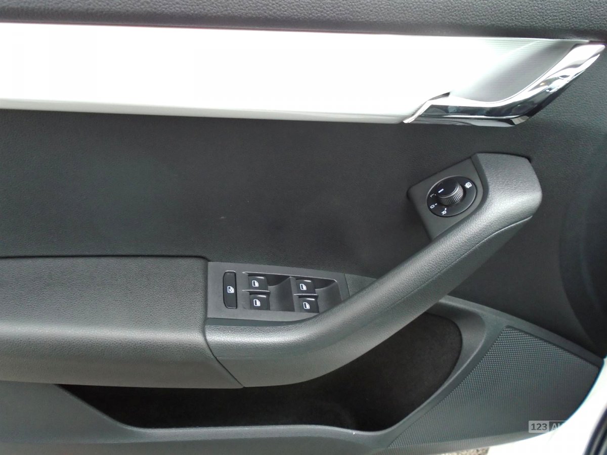 Škoda Octavia, 2013 - pohled č. 13