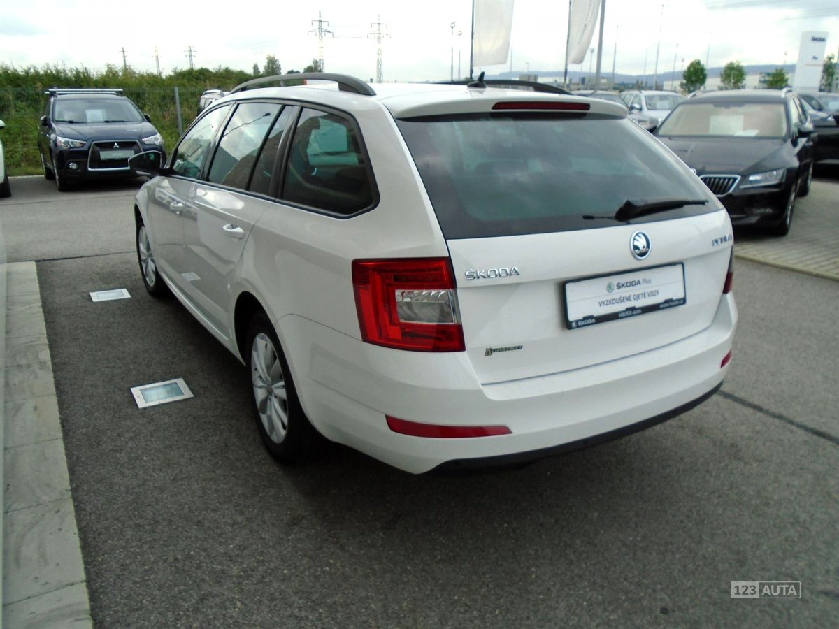 Škoda Octavia, 2013 - pohled č. 15
