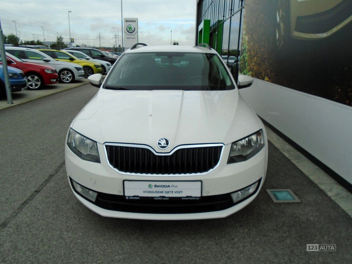 Škoda Octavia, 2013 - pohled č. 4