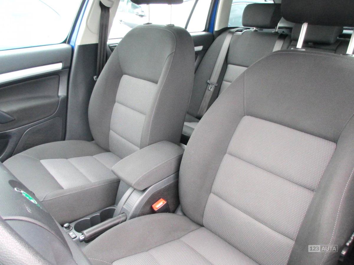 Škoda Octavia, 2006 - pohled č. 13