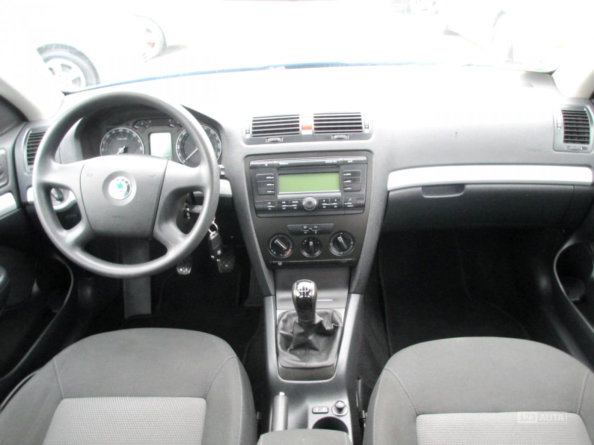 Škoda Octavia, 2006 - pohled č. 16