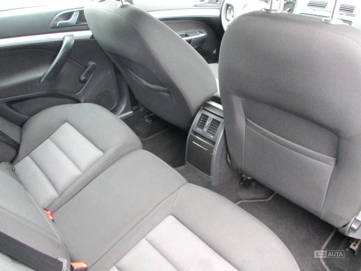 Škoda Octavia, 2006 - pohled č. 17