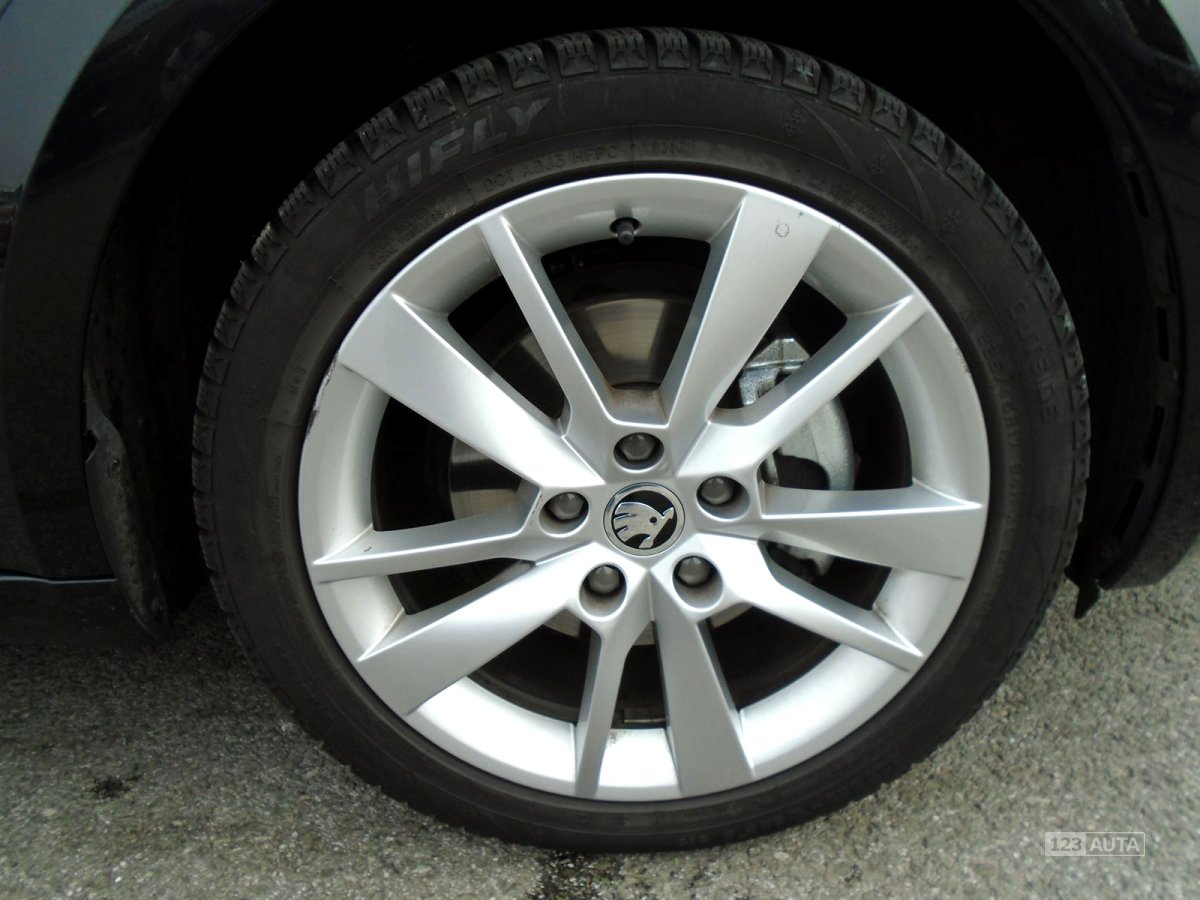 Škoda Octavia, 2017 - pohled č. 14