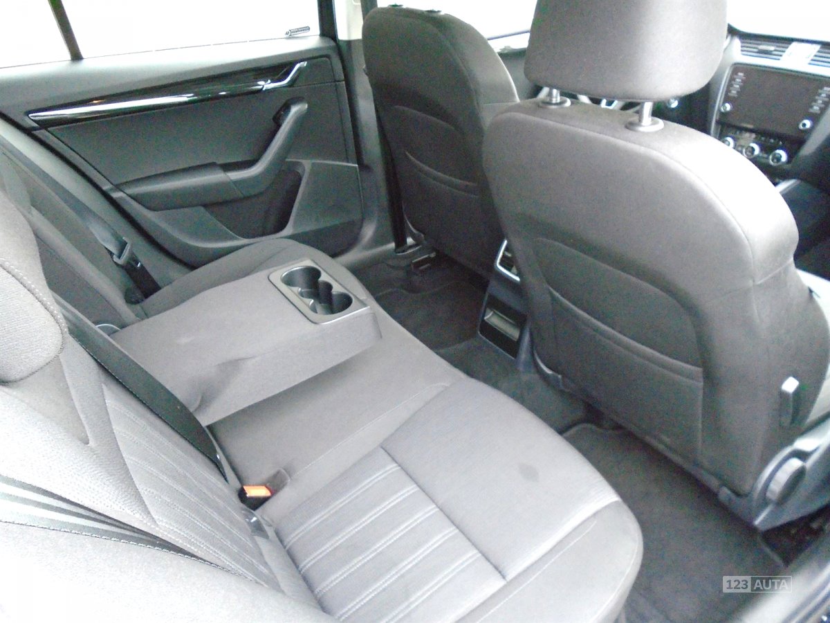 Škoda Octavia, 2017 - pohled č. 8