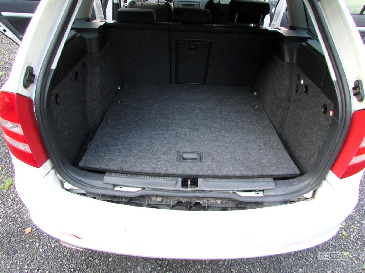 Škoda Octavia, 2008 - pohled č. 19