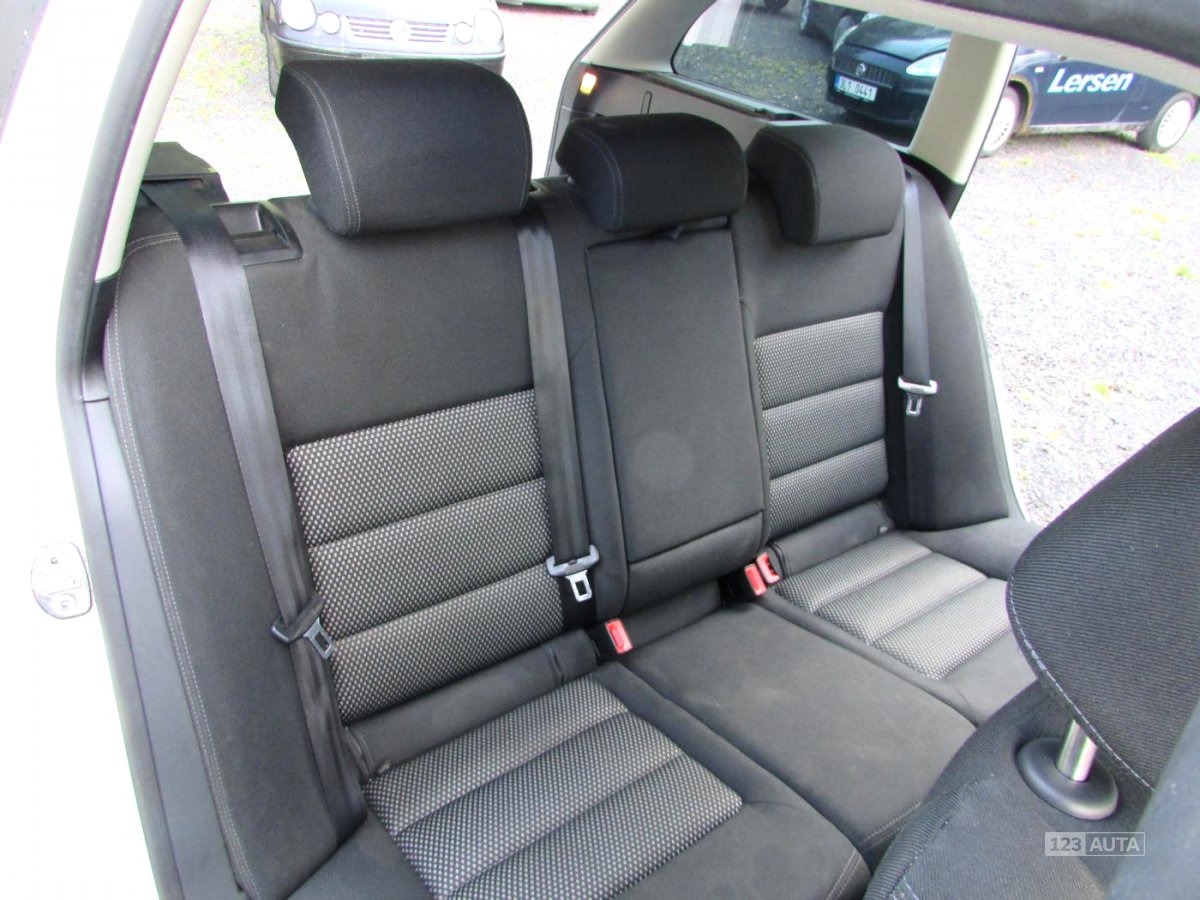 Škoda Octavia, 2008 - pohled č. 26