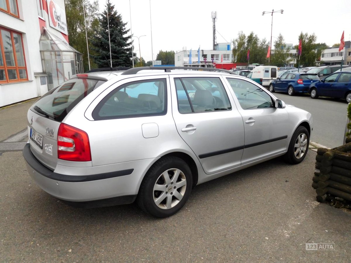 Škoda Octavia, 2006 - pohled č. 5
