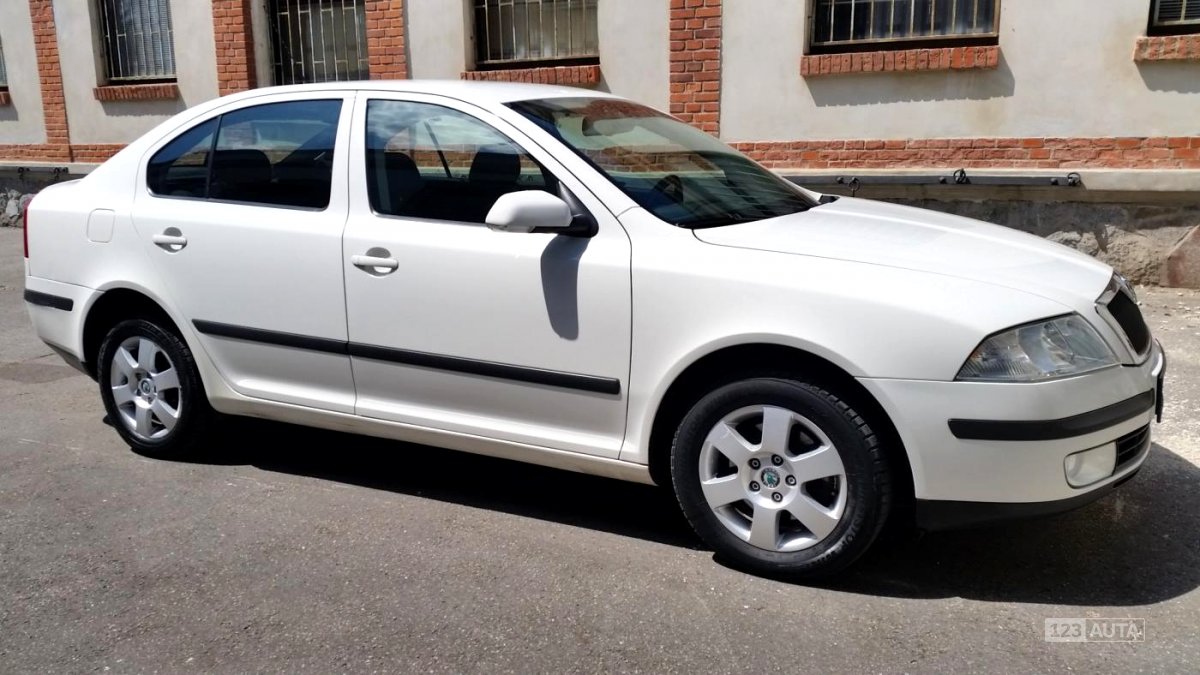 Škoda Octavia, 2008 - pohled č. 13
