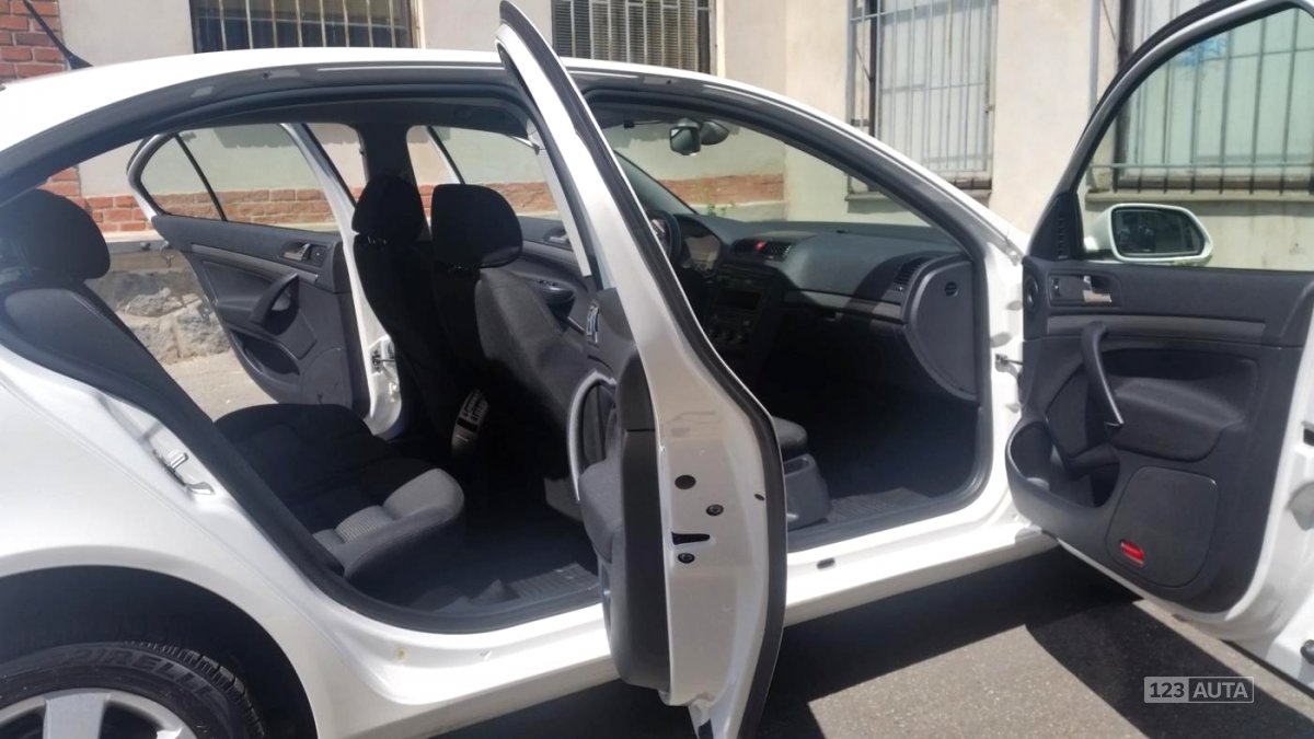 Škoda Octavia, 2008 - pohled č. 15