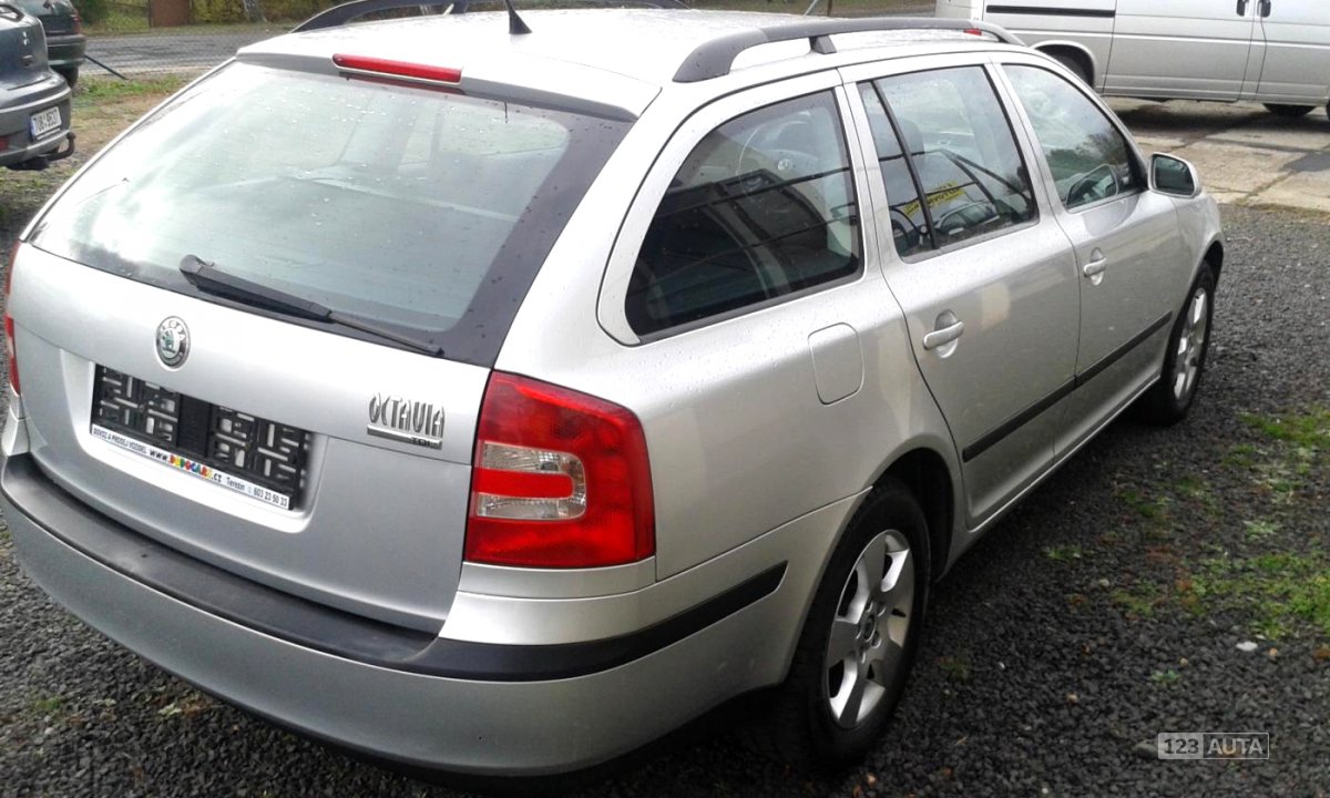 Škoda Octavia, 2009 - pohled č. 5