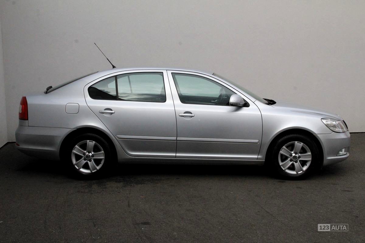 Škoda Octavia II, 2010 - pohled č. 4