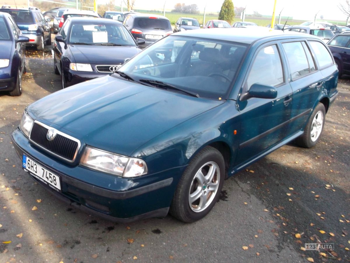 Škoda Octavia, 1999 - celkový pohled