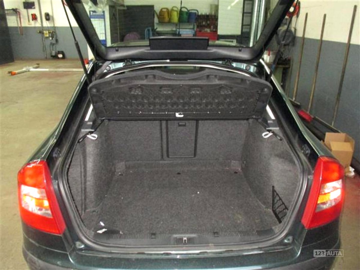 Škoda Octavia, 2008 - pohled č. 6