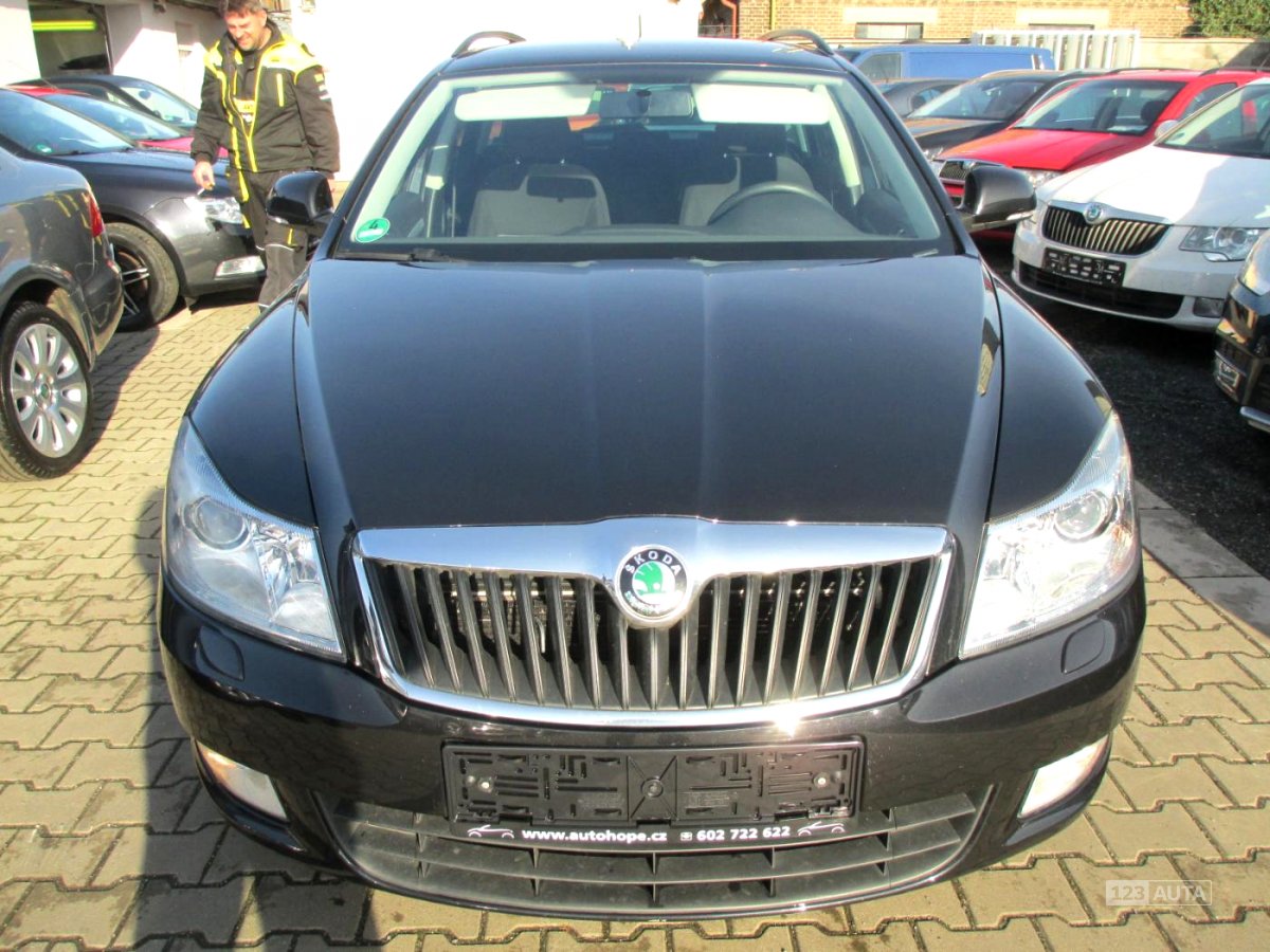 Škoda Octavia, 2009 - pohled č. 2