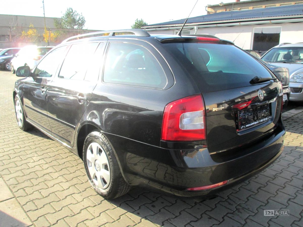 Škoda Octavia, 2009 - pohled č. 4