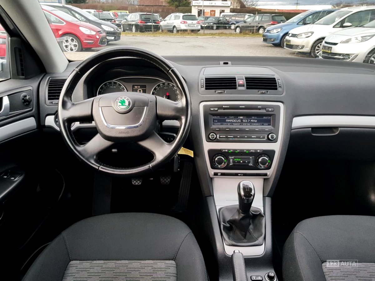 Škoda Octavia, 2012 - pohled č. 6