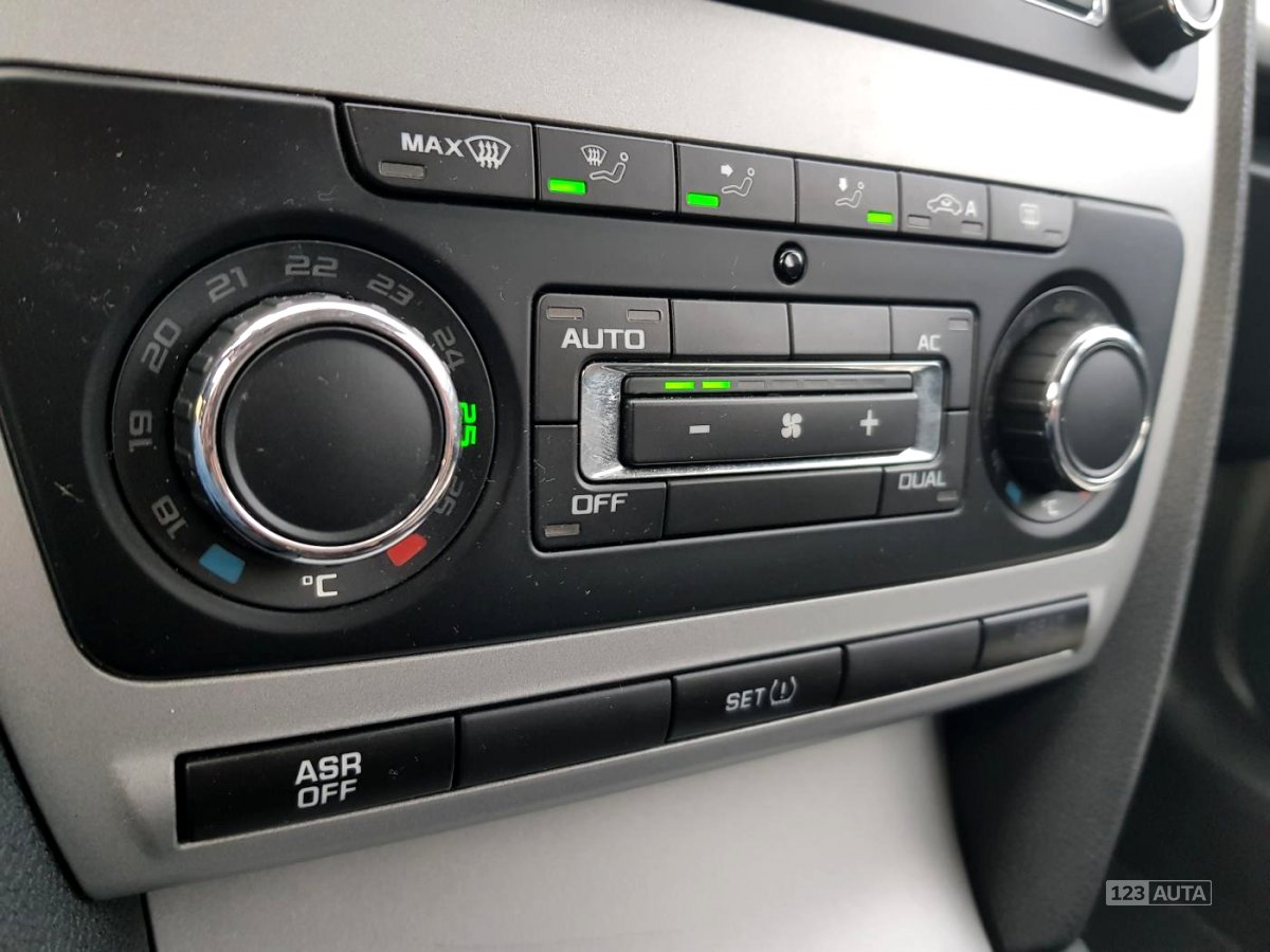 Škoda Octavia, 2012 - pohled č. 9