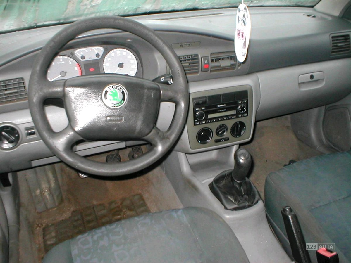 Škoda Octavia, 1997 - pohled č. 6