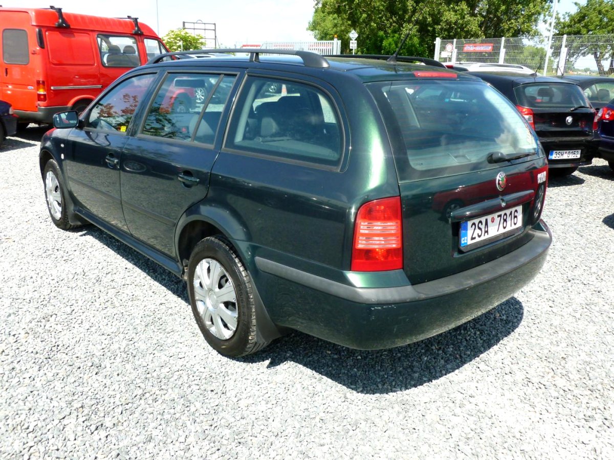 Škoda Octavia, 2003 - pohled č. 3