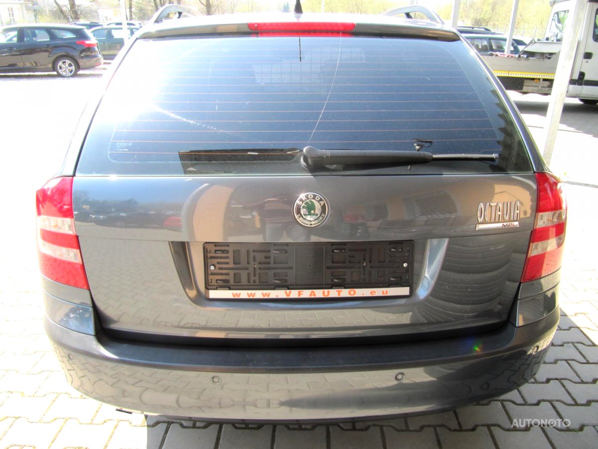 Škoda Octavia, 2005 - pohled č. 5