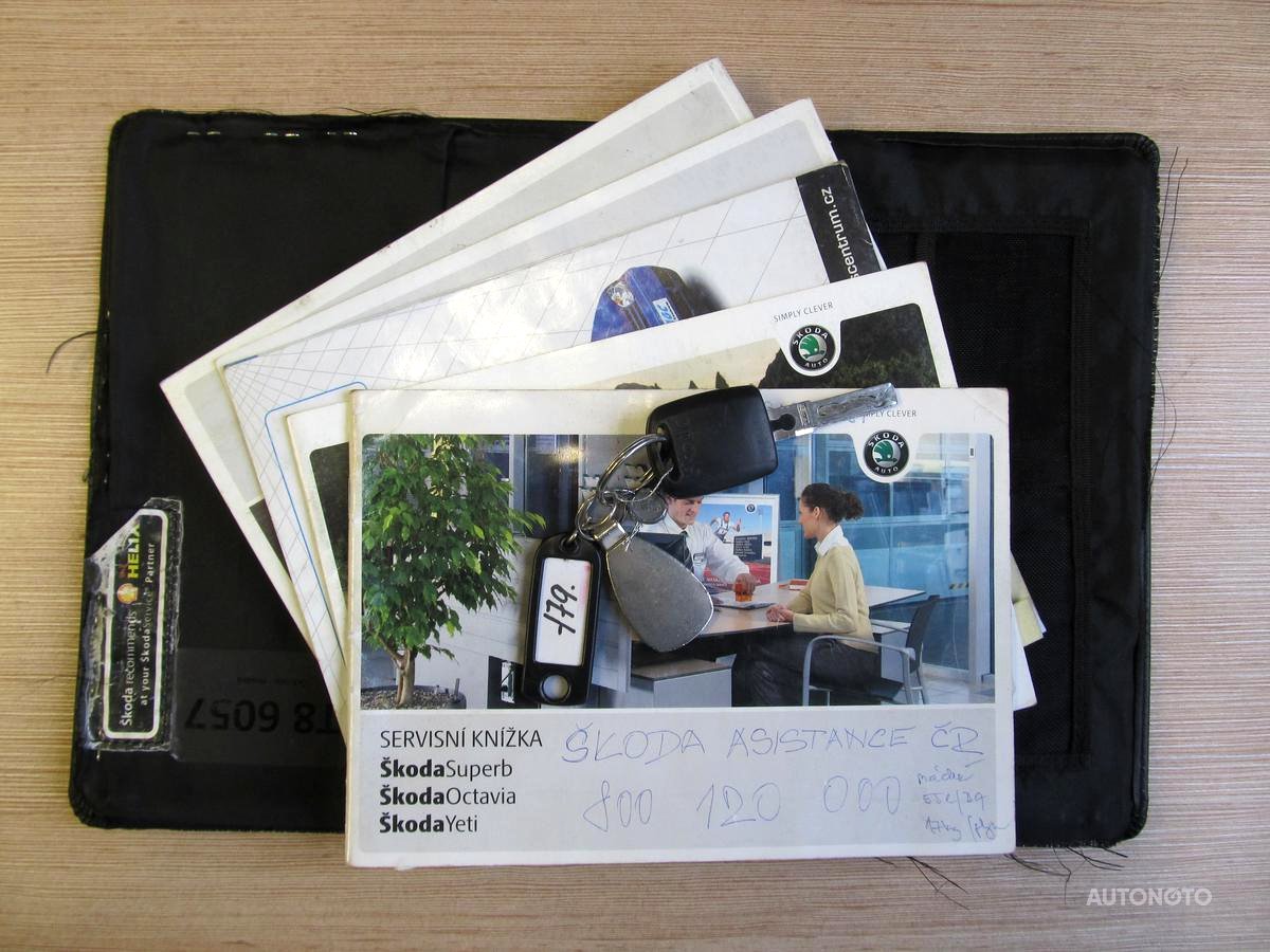 Škoda Octavia, 2010 - pohled č. 3