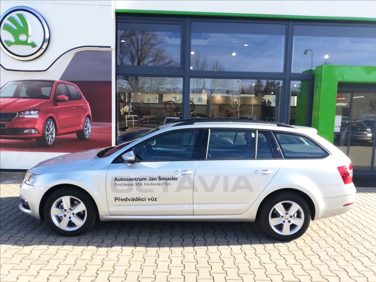 Škoda Octavia, 2018 - pohled č. 3