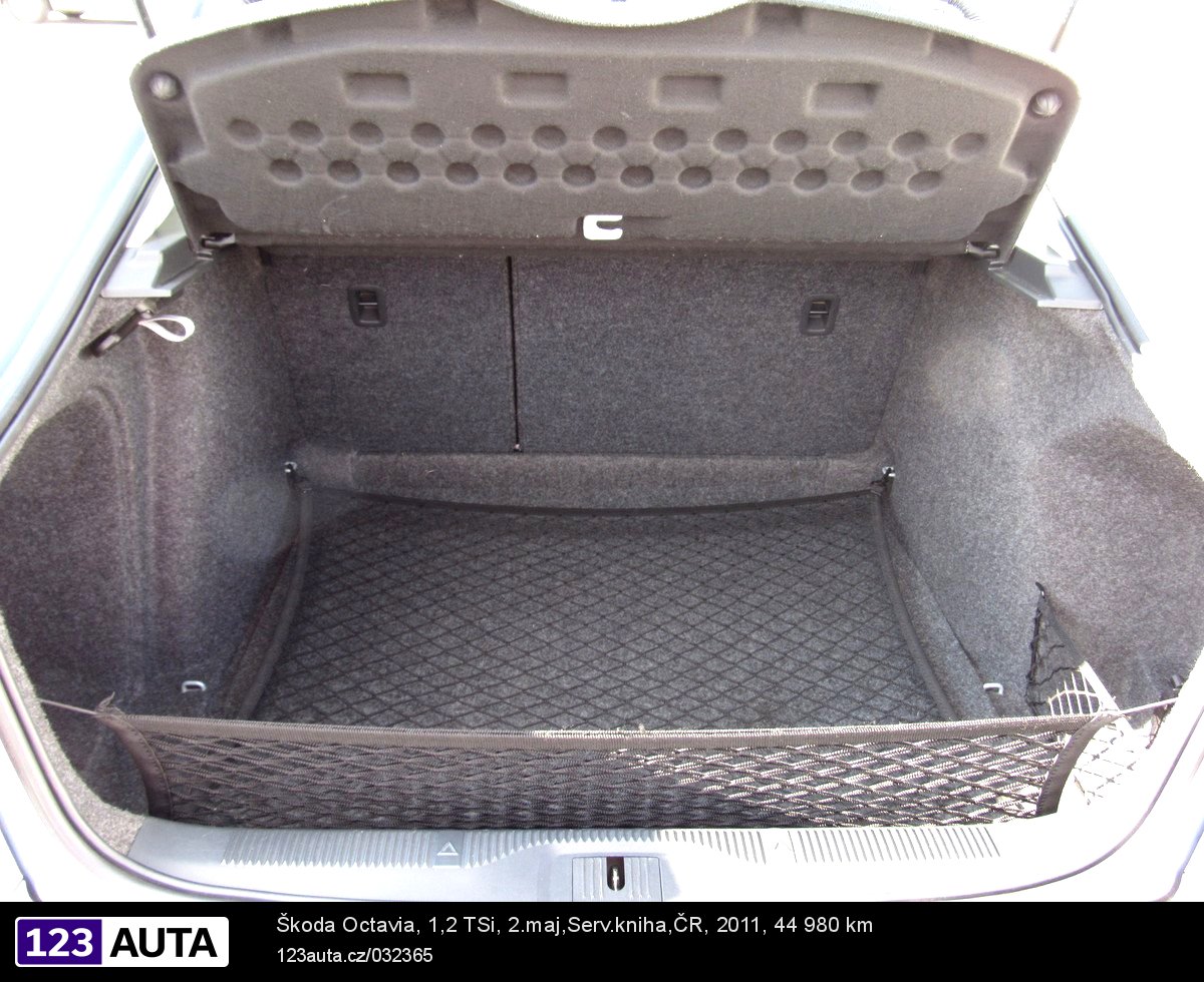 Škoda Octavia, 2011 - pohled č. 10
