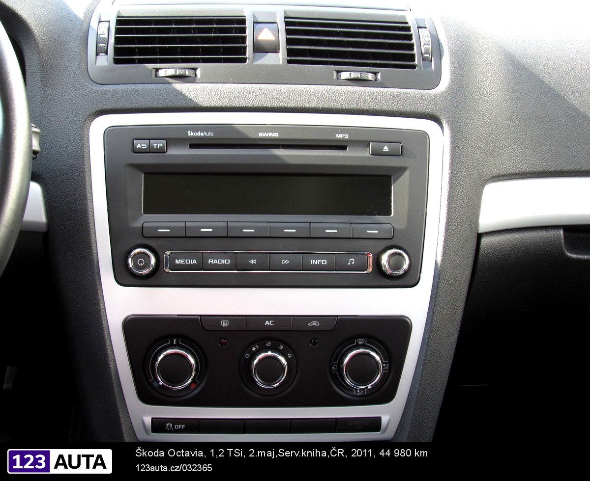 Škoda Octavia, 2011 - pohled č. 13