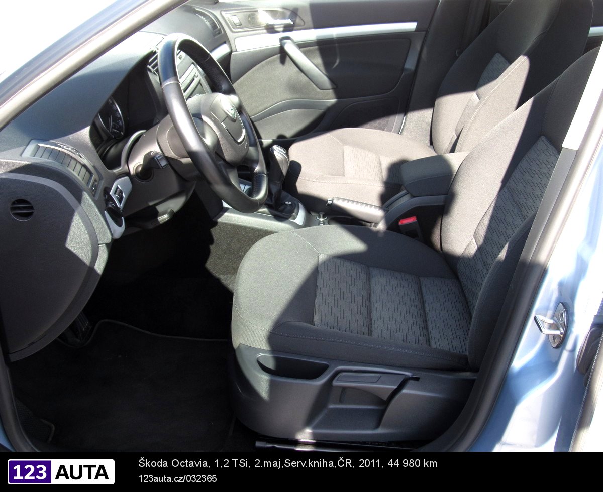 Škoda Octavia, 2011 - pohled č. 14