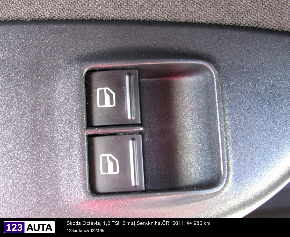 Škoda Octavia, 2011 - pohled č. 19