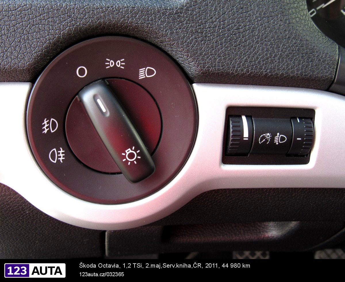 Škoda Octavia, 2011 - pohled č. 21