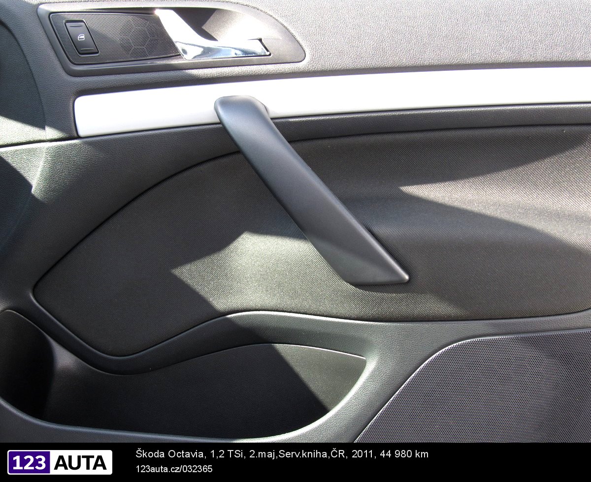 Škoda Octavia, 2011 - pohled č. 27