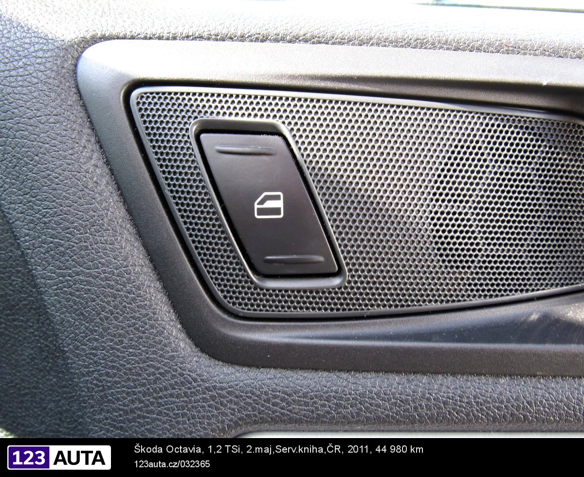 Škoda Octavia, 2011 - pohled č. 28