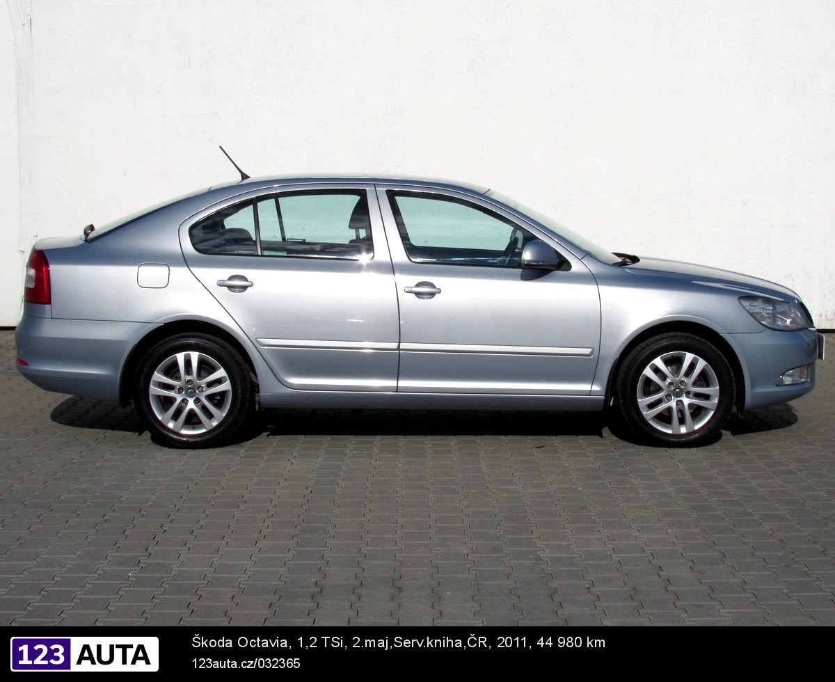 Škoda Octavia, 2011 - pohled č. 4
