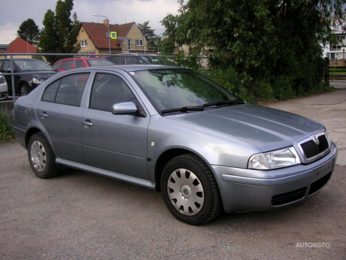 Škoda Octavia, 2004 - celkový pohled