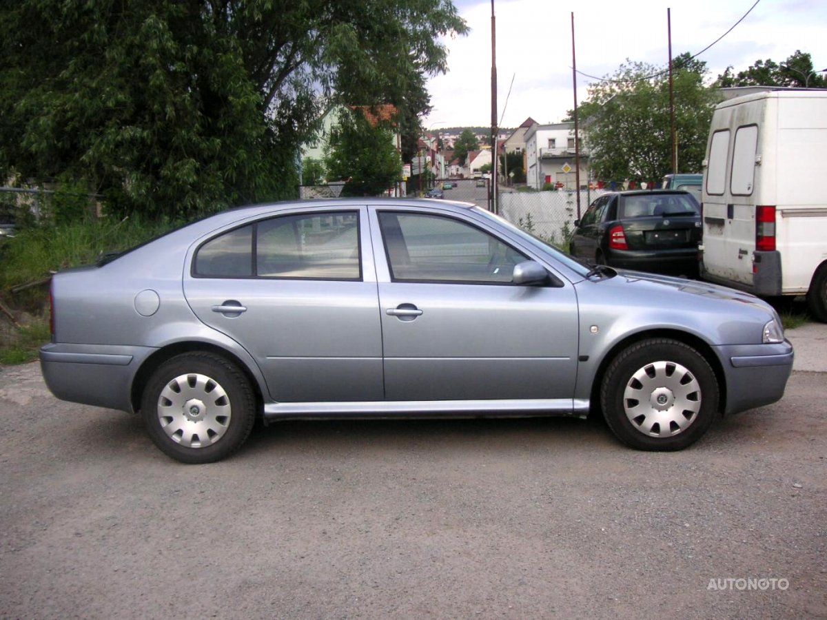 Škoda Octavia, 2004 - pohled č. 3