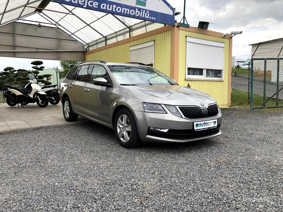 Škoda Octavia, 2018 - pohled č. 3