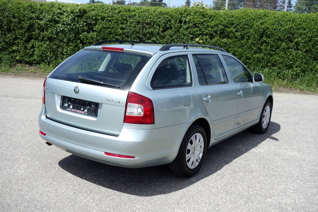 Škoda Octavia, 2011 - pohled č. 3