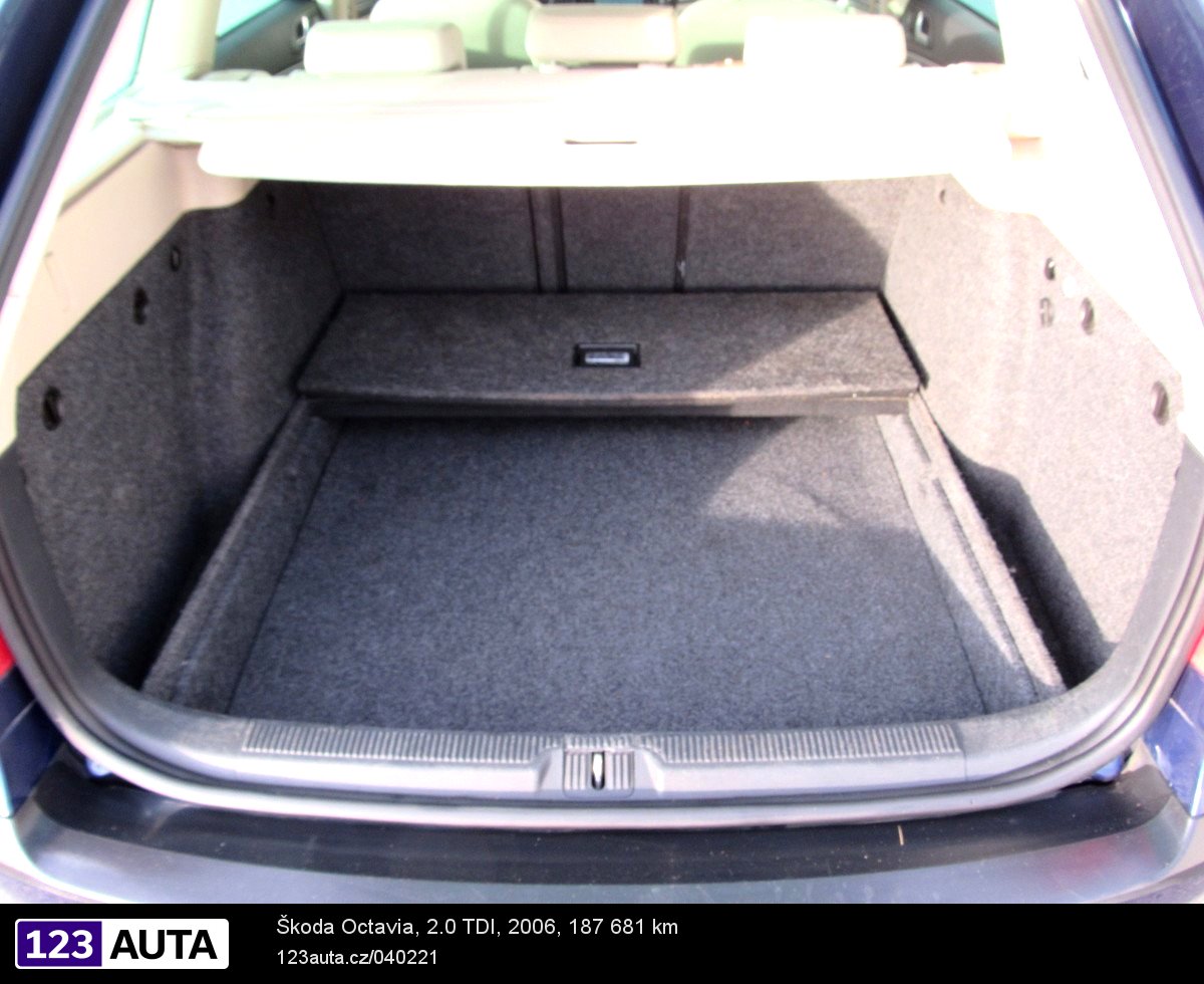 Škoda Octavia, 2006 - pohled č. 11