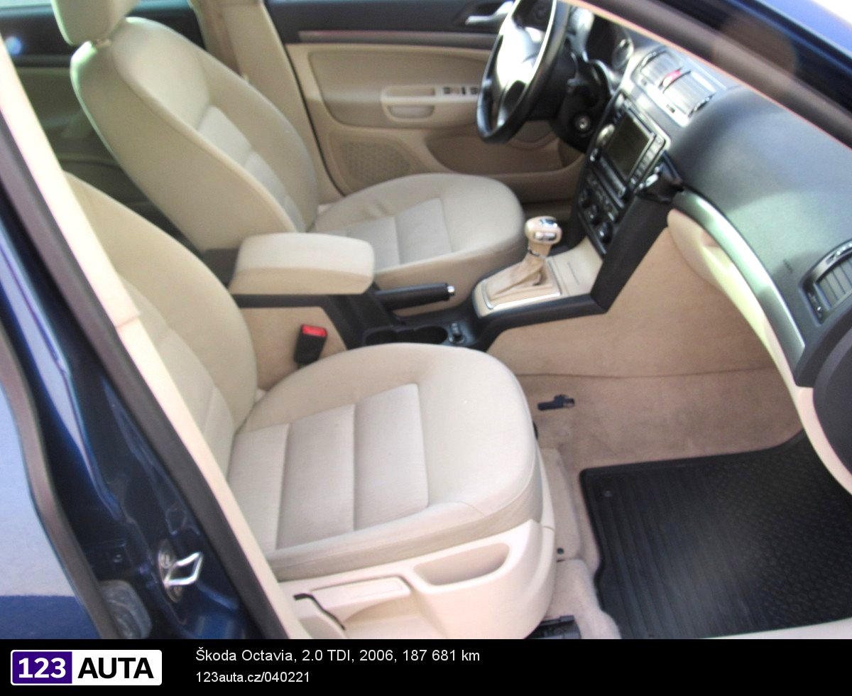 Škoda Octavia, 2006 - pohled č. 17
