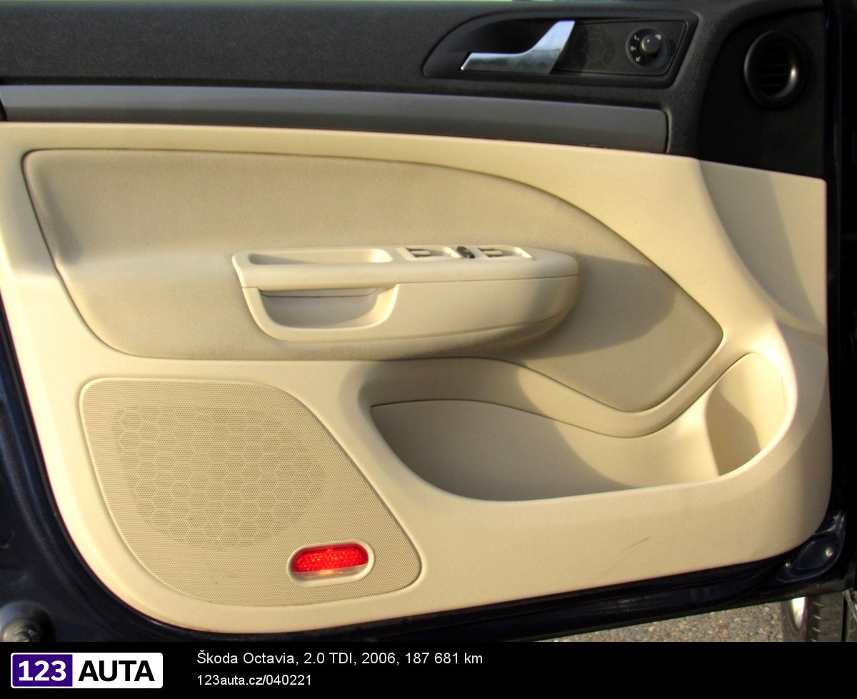 Škoda Octavia, 2006 - pohled č. 19