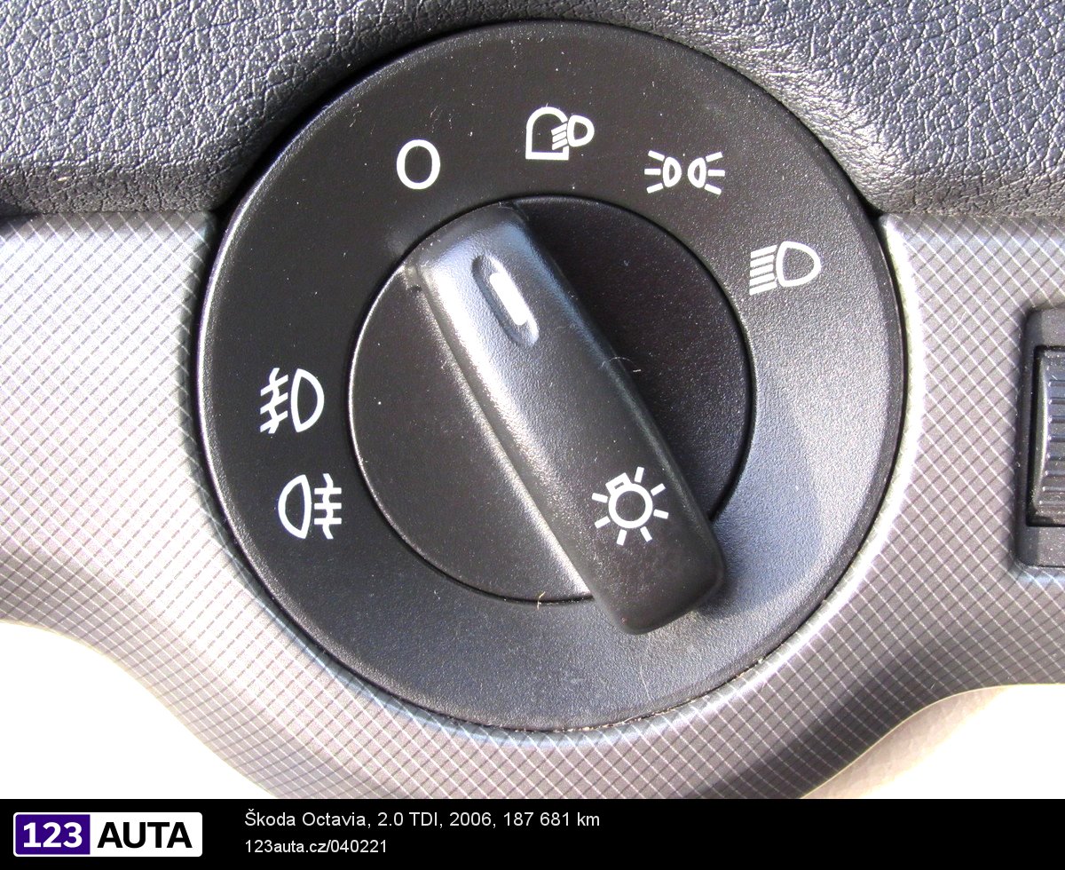 Škoda Octavia, 2006 - pohled č. 22