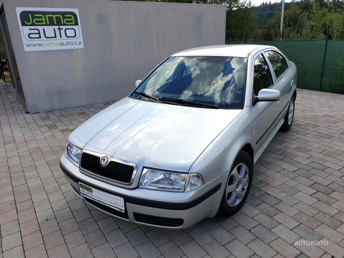 Škoda Octavia, 2003 - celkový pohled