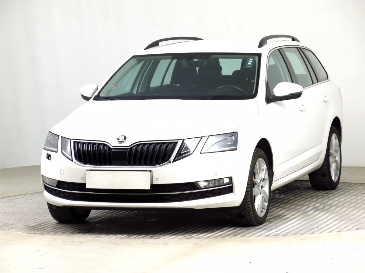 Škoda Octavia, 2017 - pohled č. 3